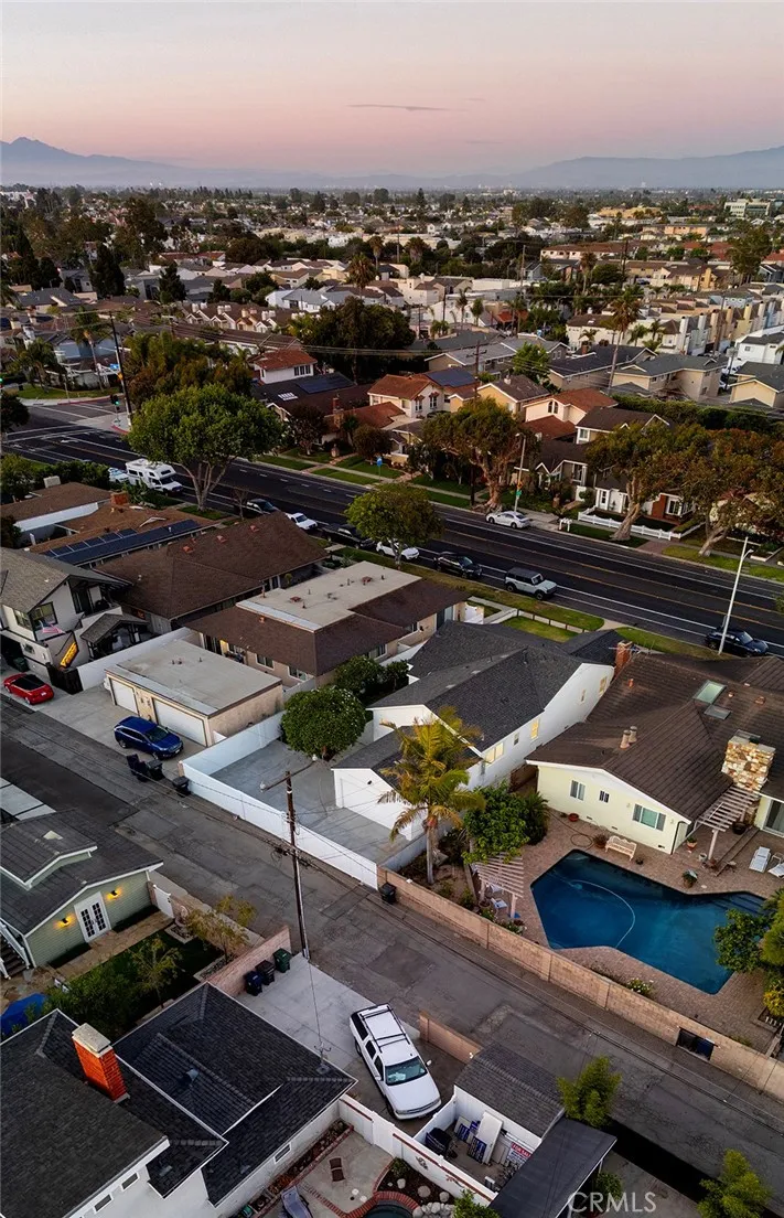 1821 Lake Street, Huntington Beach, California 92648 home-pic-22